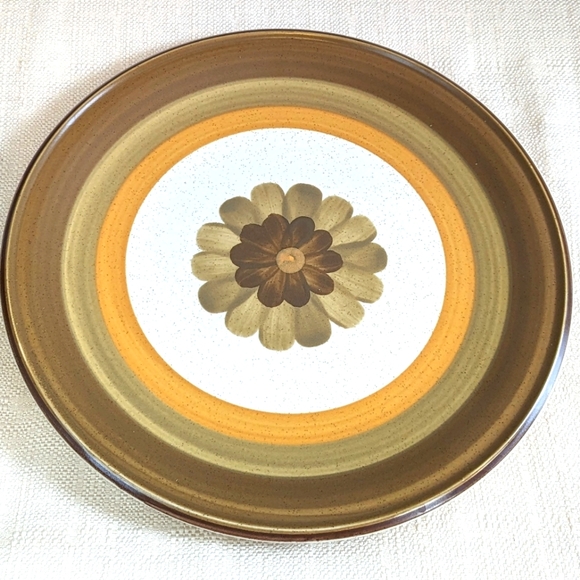 70s Premier DuraStone Dish with 2 Serving Utensils - Picture 3 of 6